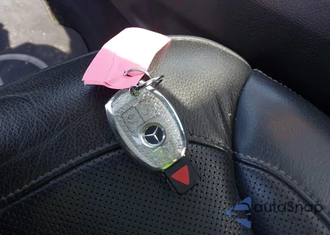 2019 Mercedes-Benz Gls 550 4Matic z USA, uszkodzony, nr VIN 4JGDF7DE0KB202628